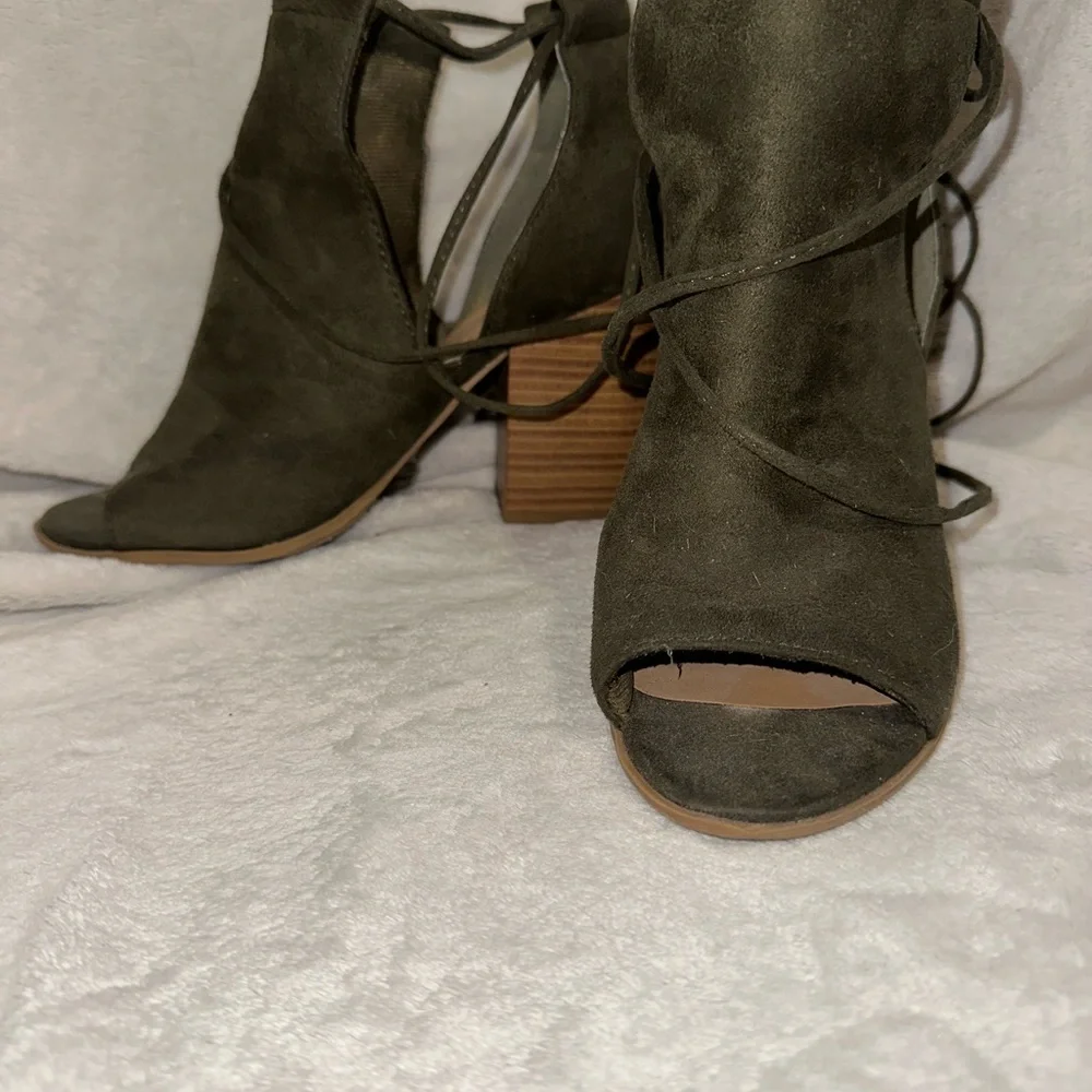 Cut Out Booties - Picture 3 of 6